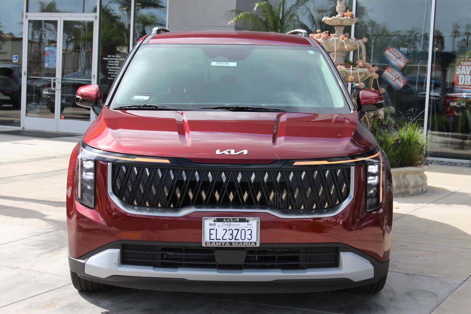 Used 2026 Kia Carnival EX image 4