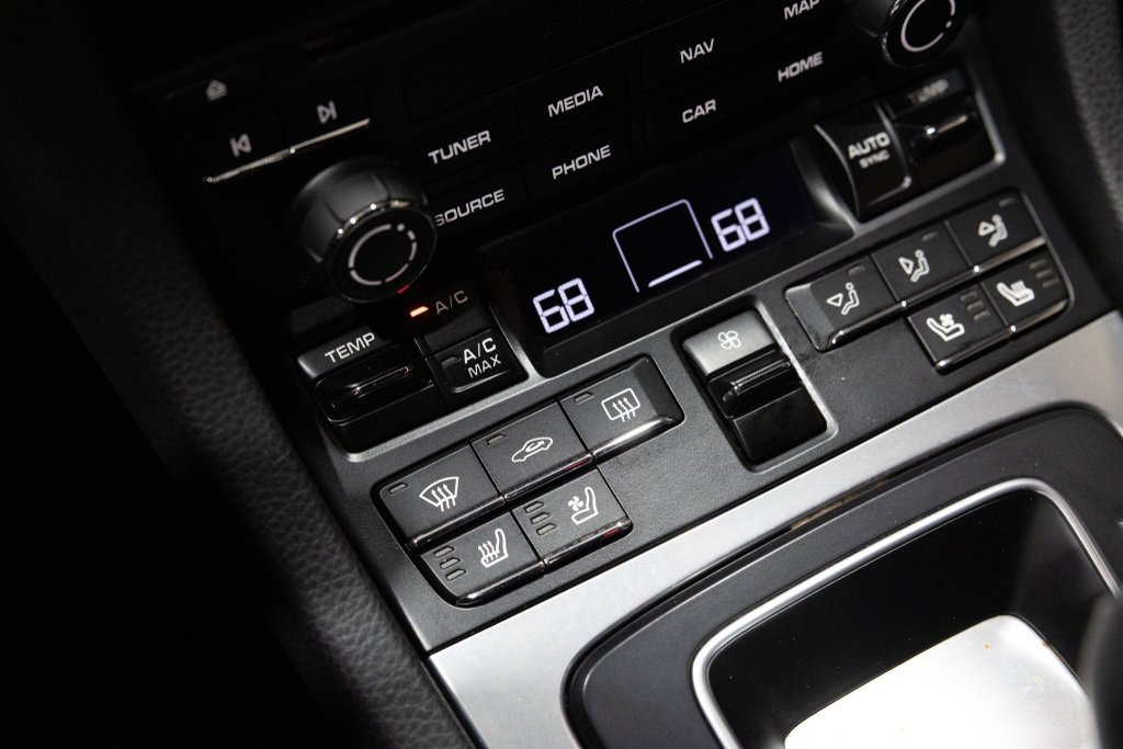 Used 2019 Porsche 718 Cayman S image 41