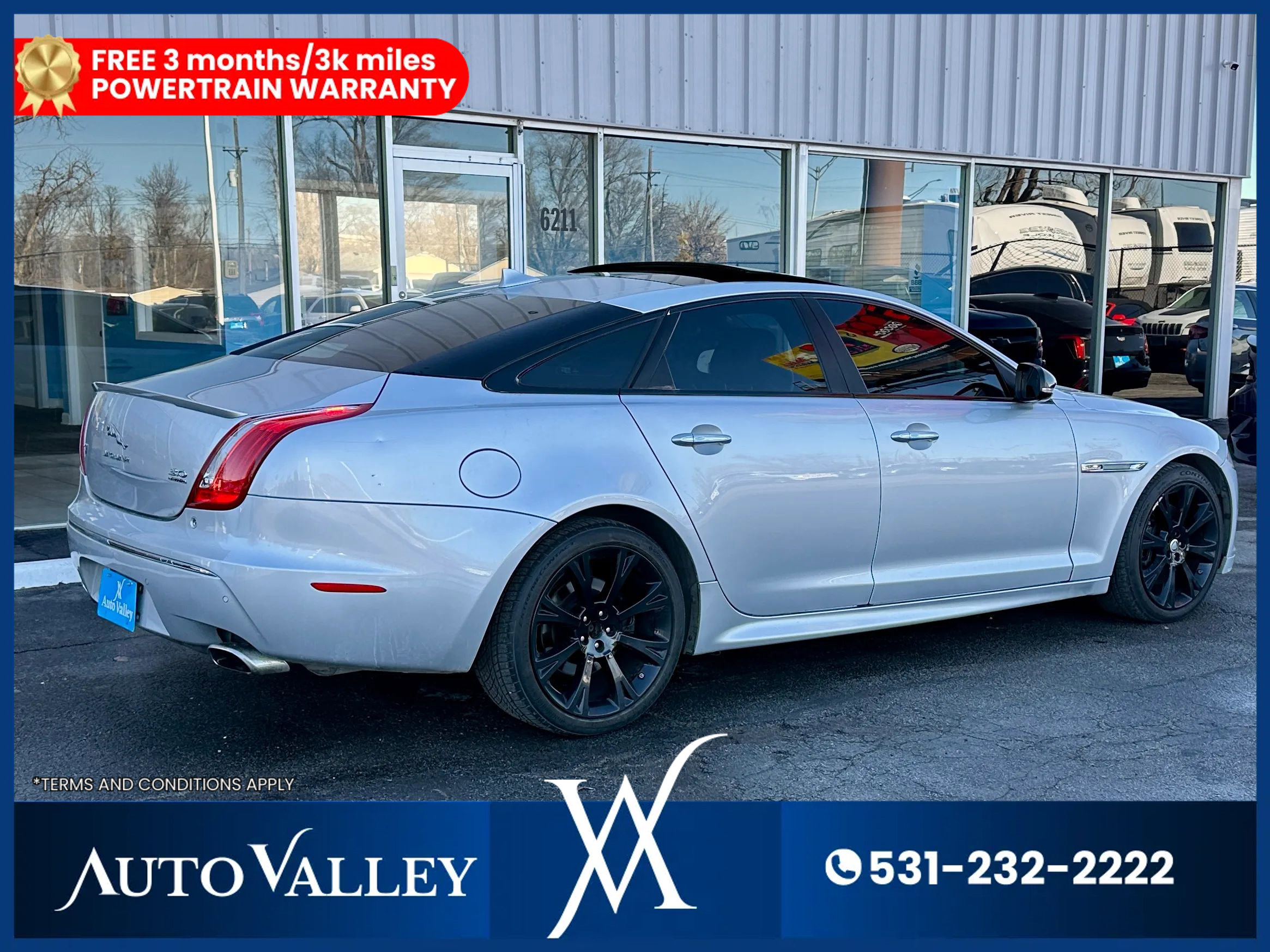 Used 2015 Jaguar XJ AWD image 7