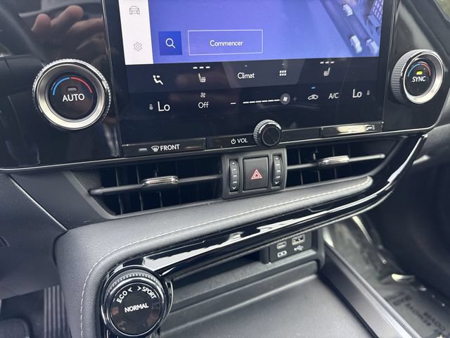 Certified 2023 Lexus NX 250 FWD w/ Towing Package (2000 Lbs) image 19