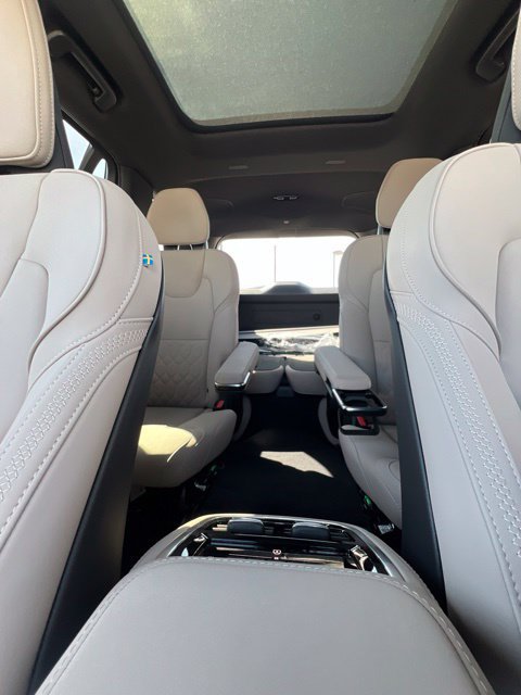 New 2026 Volvo XC90 T8 Plus w/ Protection Package AWD/4WD image 21