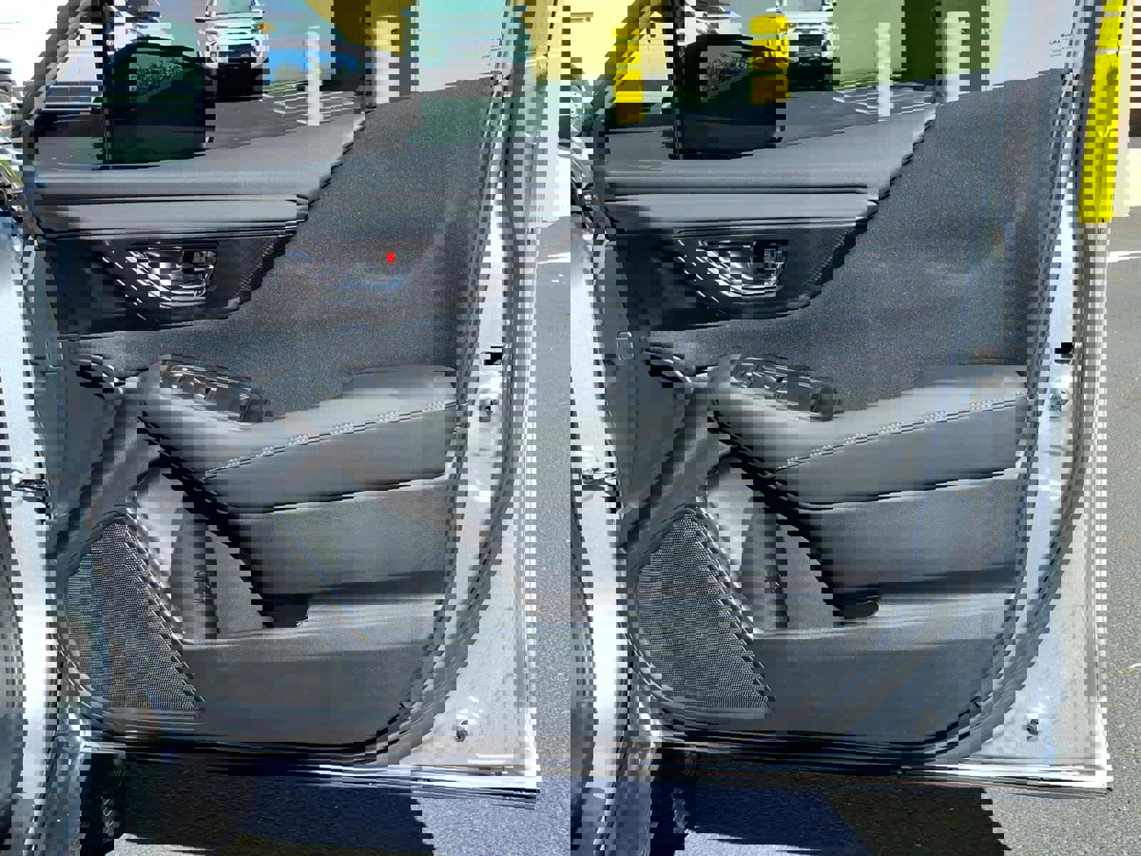 Certified 2025 Subaru Outback Premium w/ Popular Package #1A image 23