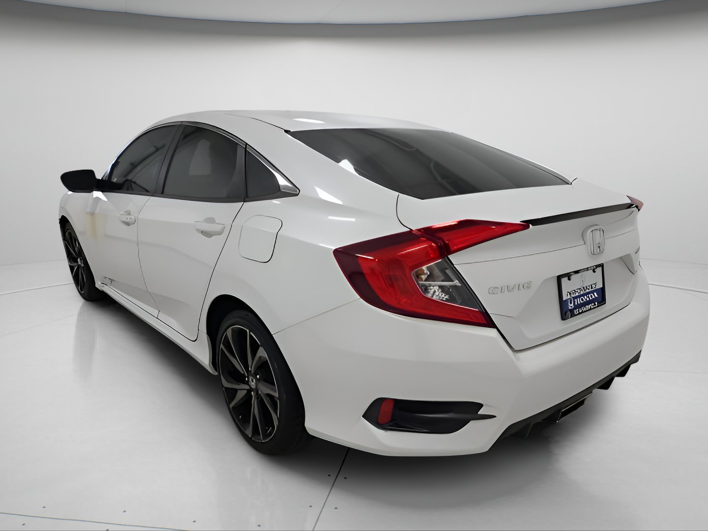 Used 2021 Honda Civic Sport image 11