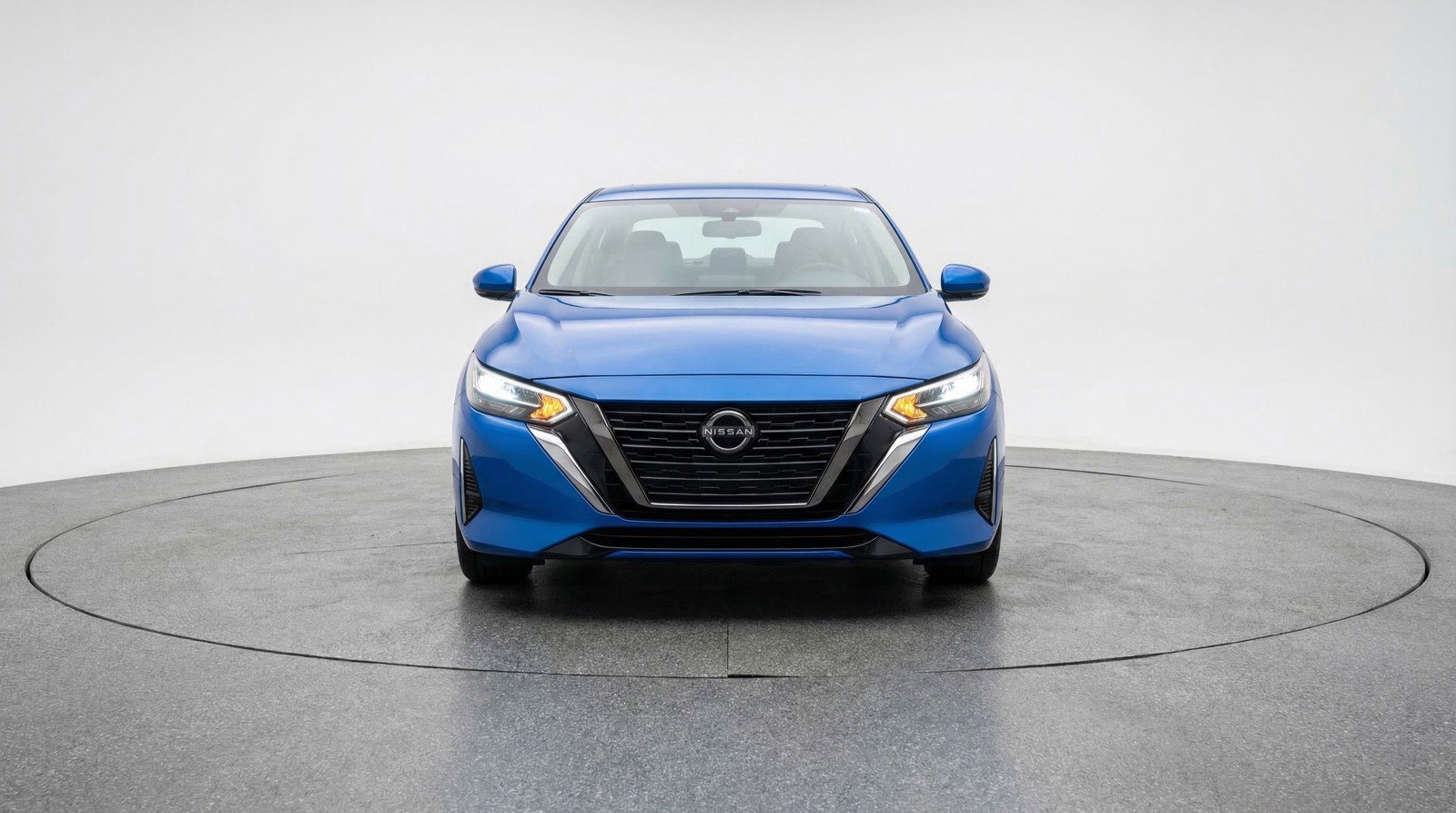 Used 2025 Nissan Sentra SV image 2