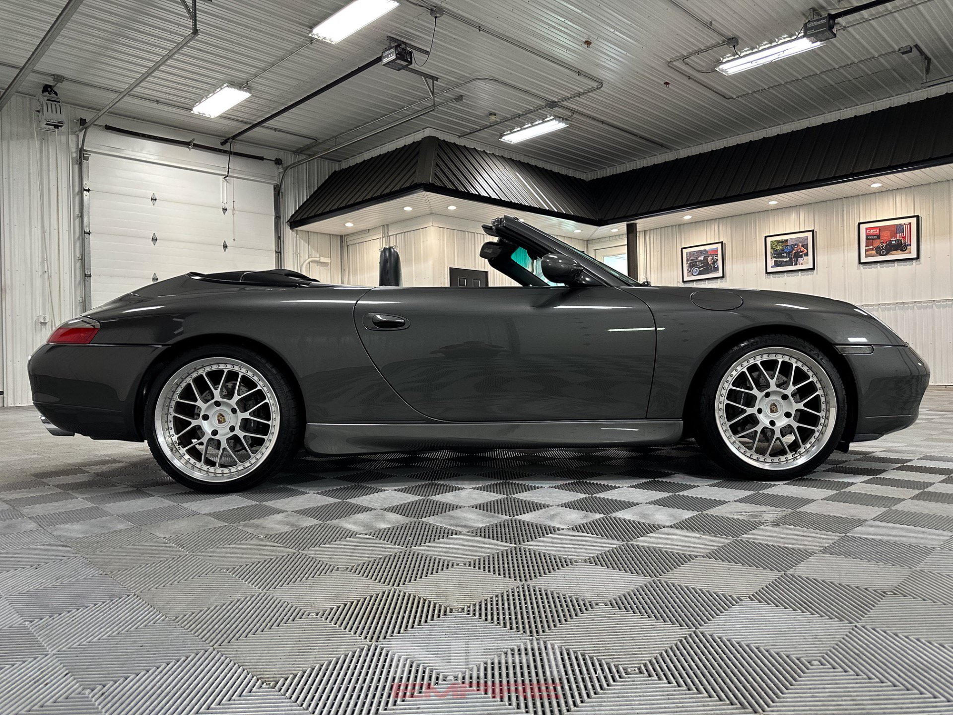 Used 2000 Porsche 911 Cabriolet image 26