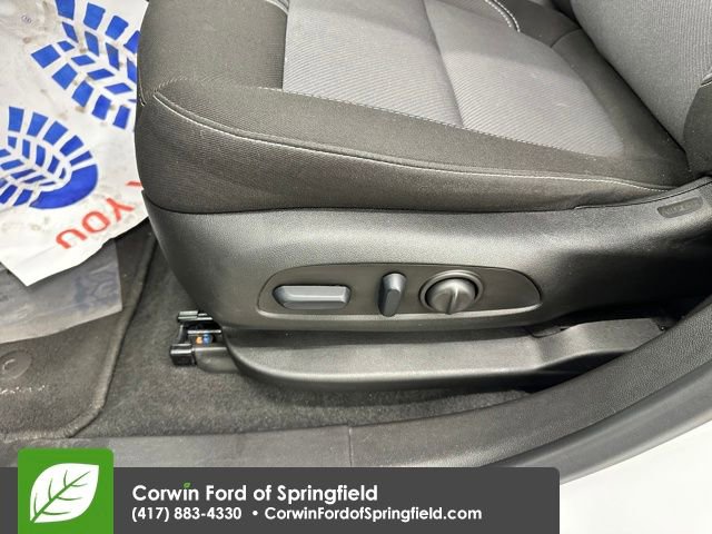 Used 2025 Chevrolet Blazer LT image 33