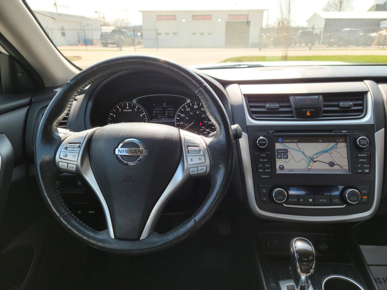 Used 2017 Nissan Altima 2.5 SL w/ 2.5 Technology Package image 10