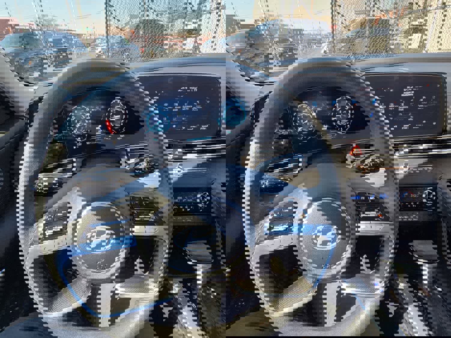 Used 2024 Hyundai Elantra SEL image 15