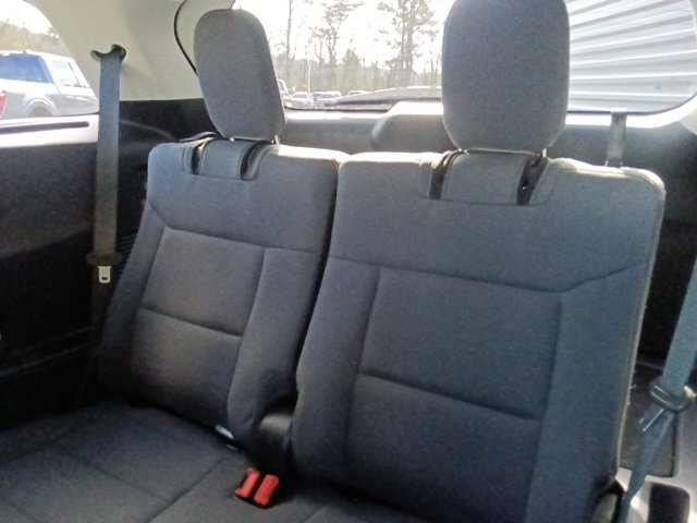 Used 2025 Ford Explorer Active image 29