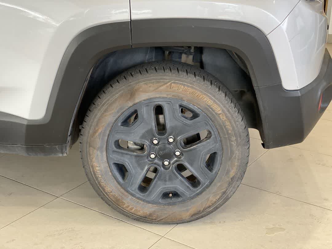 Used 2018 Jeep Renegade Sport w/ Power & Air Group AWD/4WD image 13