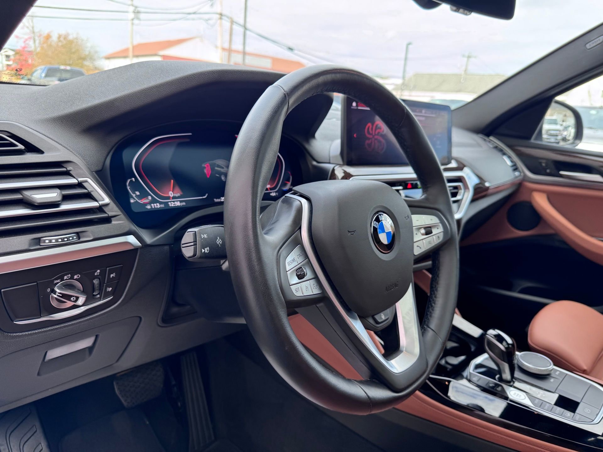 Used 2023 BMW X4 xDrive30i image 19