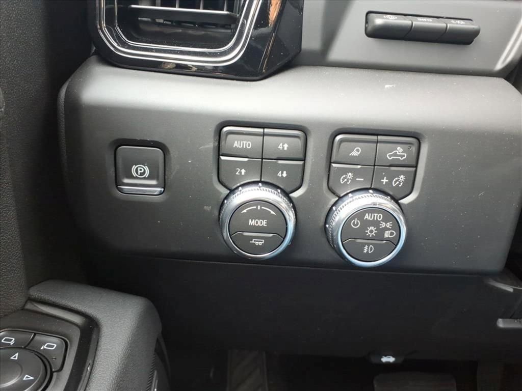 New 2026 GMC Sierra 2500 AT4 w/ AT4 Premium Plus Package image 20