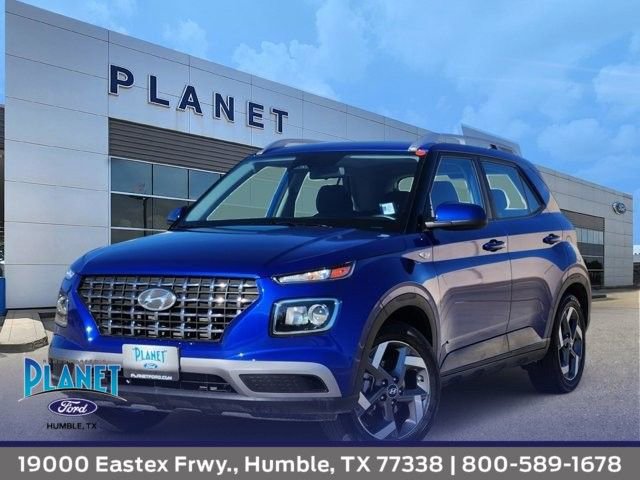 Used 2025 Hyundai Venue SEL image 1