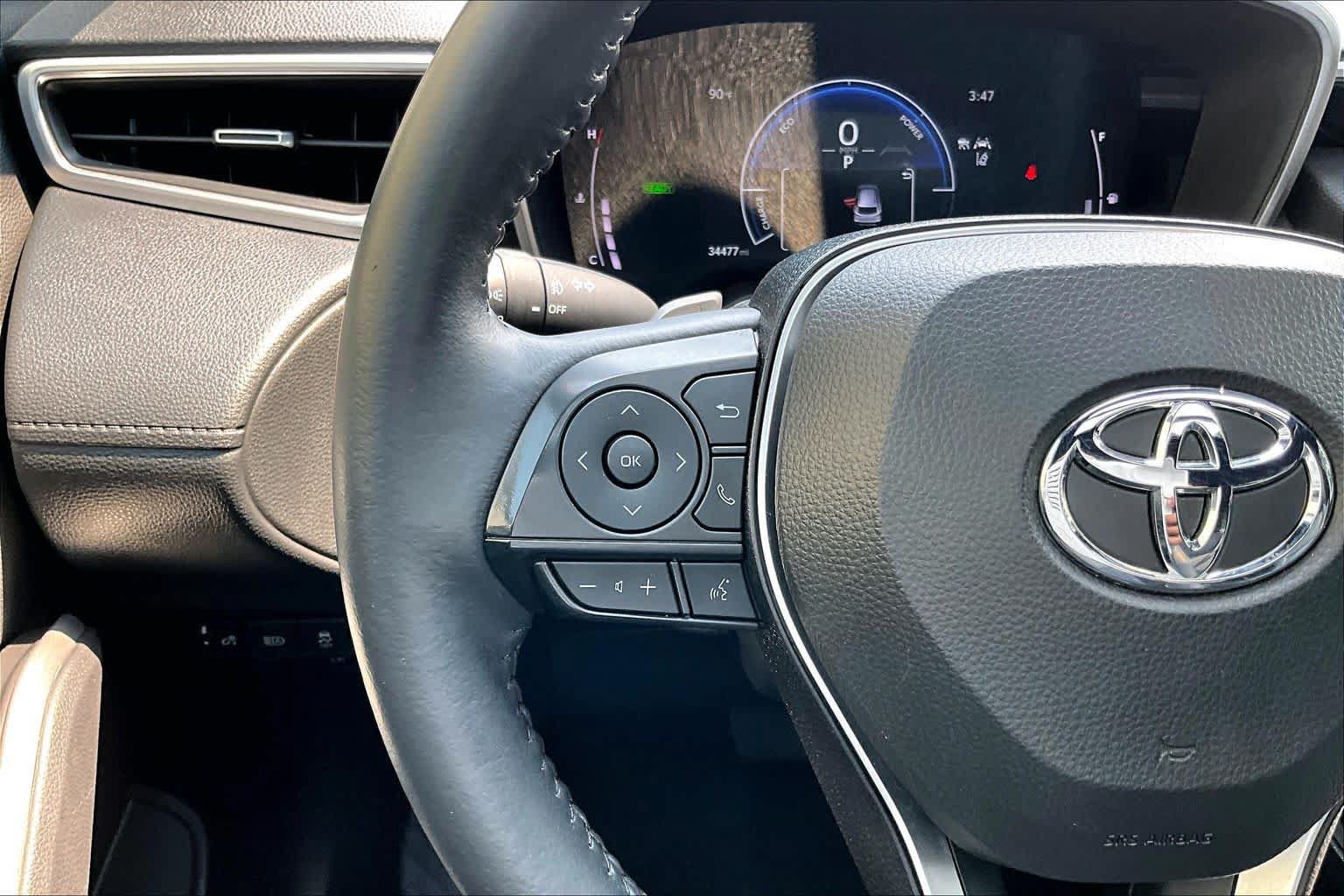 Used 2024 Toyota Corolla Cross AWD Hybrid w/ Convenience Package image 24