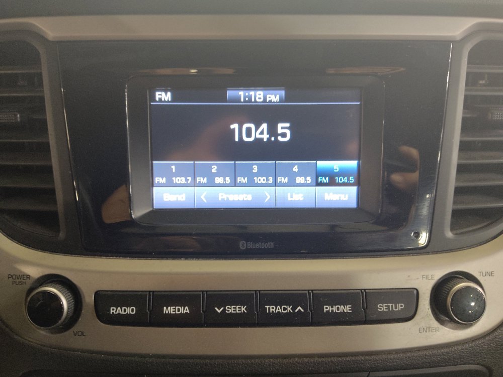 Used 2020 Hyundai Accent SE FWD image 25