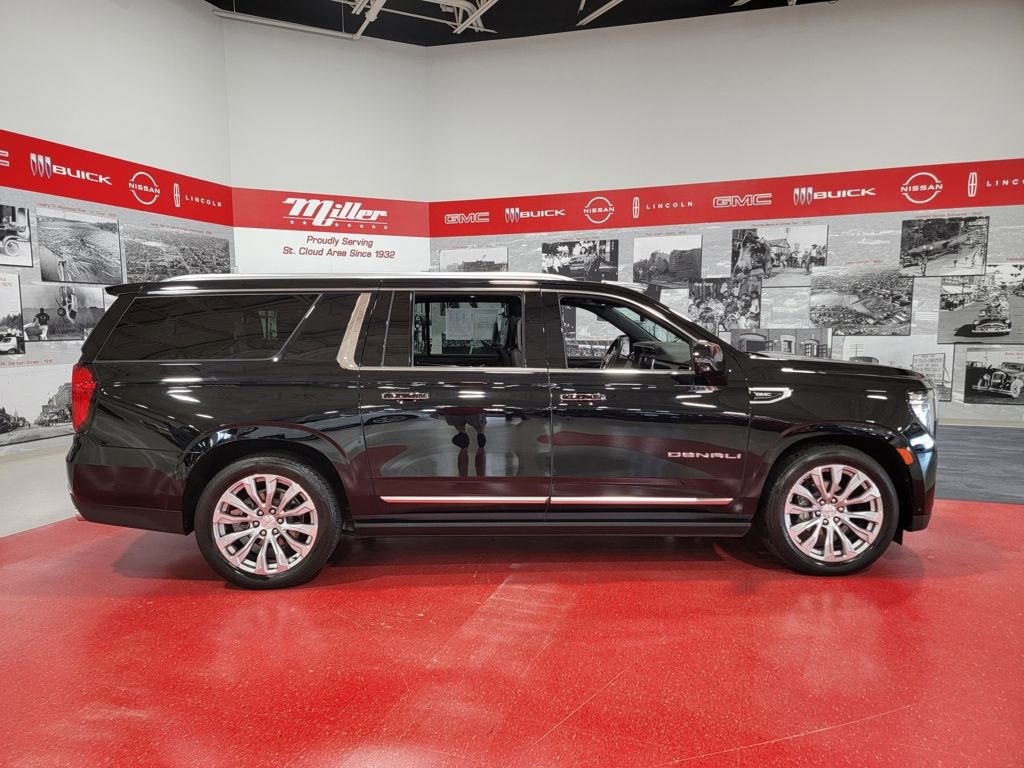 Certified 2024 GMC Yukon XL Denali w/ Denali Reserve Package image 2