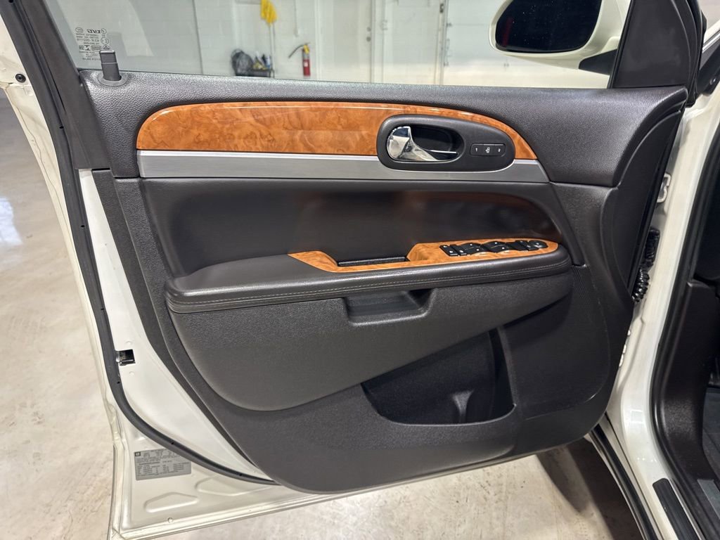 Used 2012 Buick Enclave Leather FWD image 26