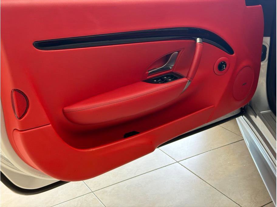 Used 2016 Maserati GranTurismo Sport image 9