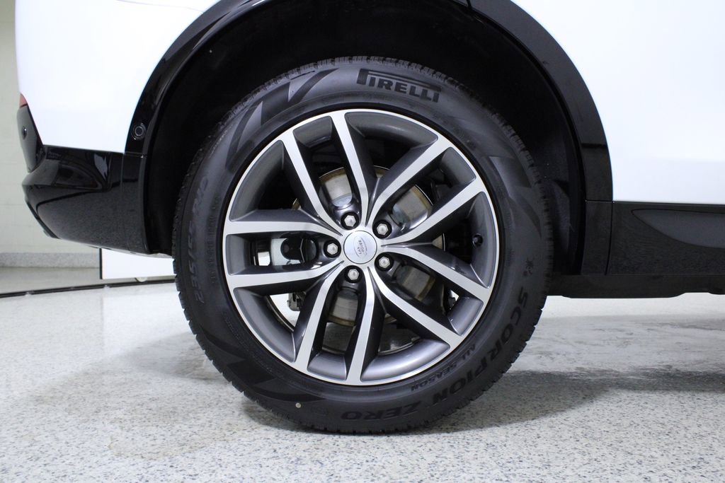 New 2026 Land Rover Discovery Sport Landmark AWD/4WD image 7