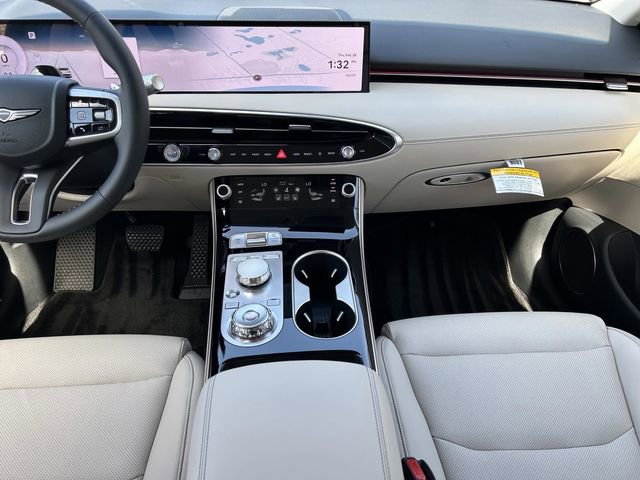 New 2026 Genesis GV70 2.5T AWD/4WD image 18