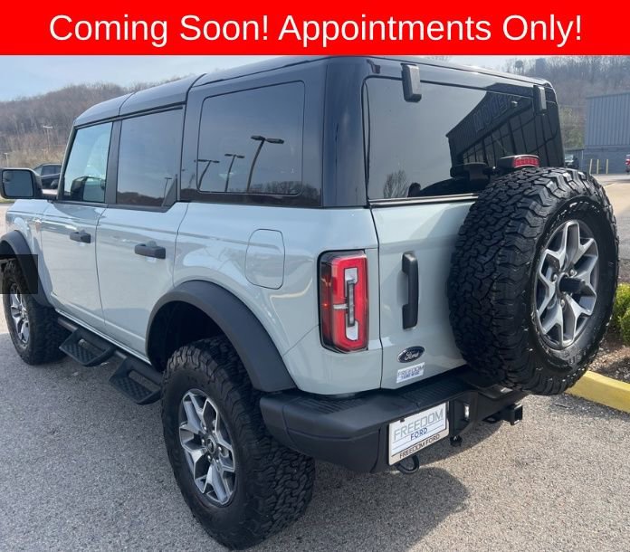 Used 2024 Ford Bronco Badlands AWD/4WD image 2