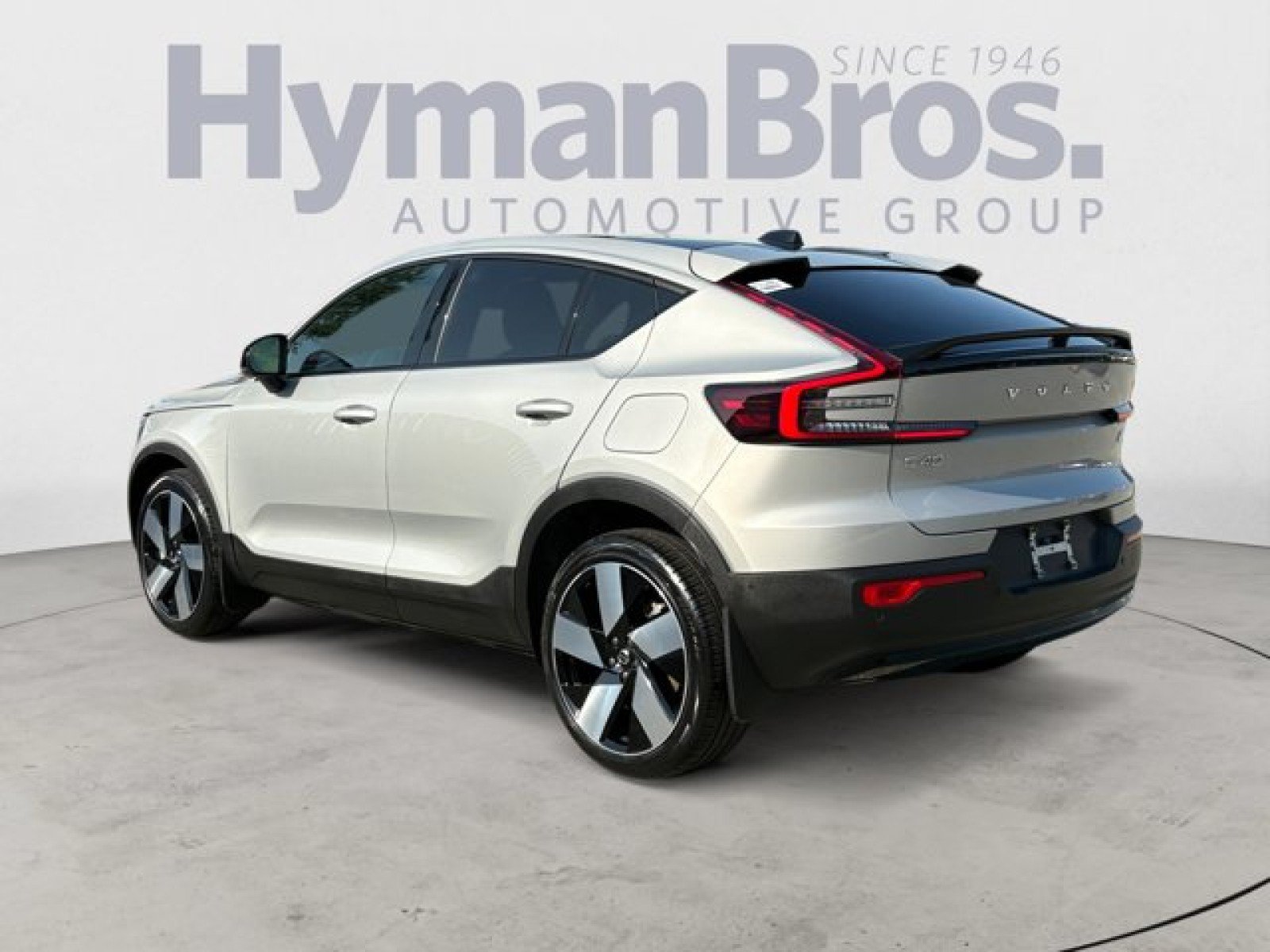 Used 2024 Volvo C40 P8 Recharge Ultimate w/ Protection Package Premier AWD/4WD image 5