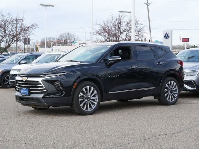 Used 2024 Chevrolet Blazer Premier AWD/4WD image 3