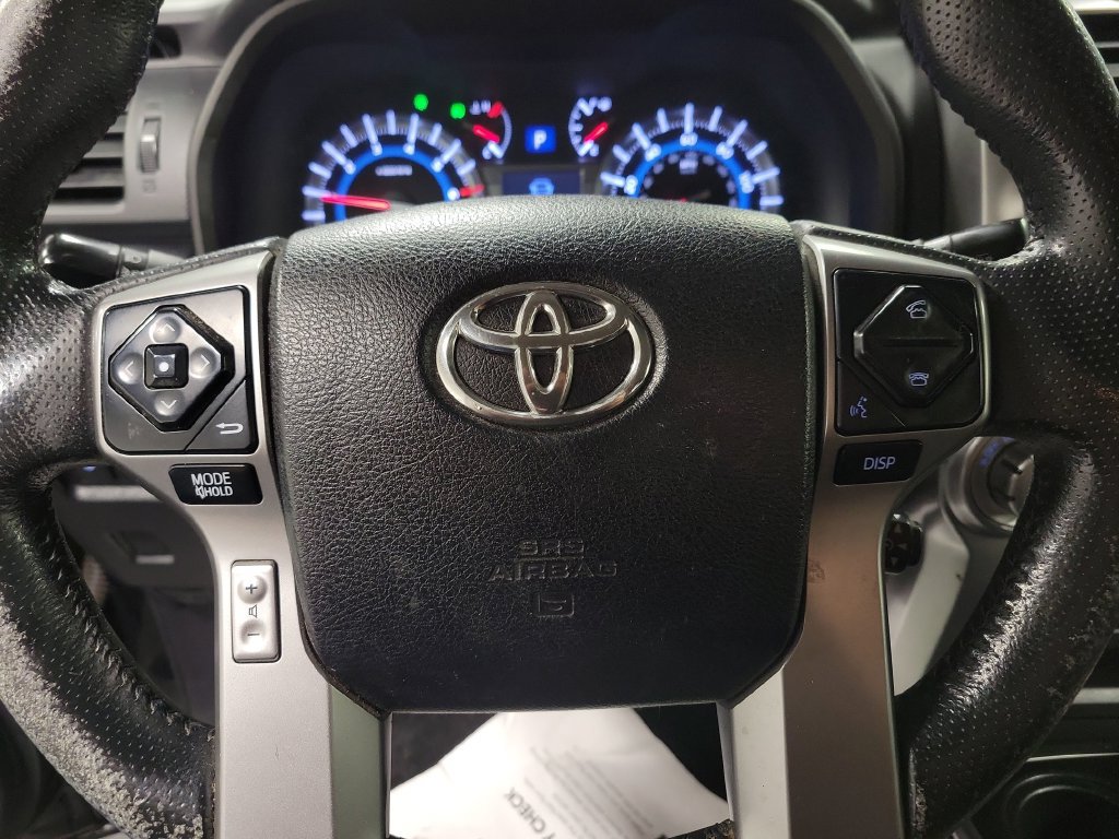 Used 2016 Toyota 4Runner SR5 AWD/4WD image 25