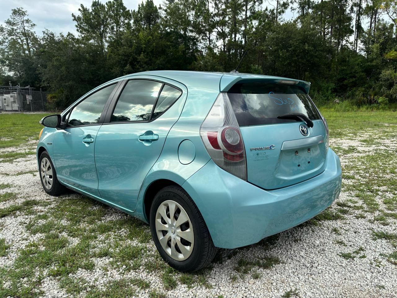 Used 2012 Toyota Prius C One FWD image 3