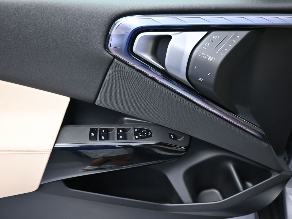 New 2026 BMW X3 xDrive30 w/ Premium Package image 16