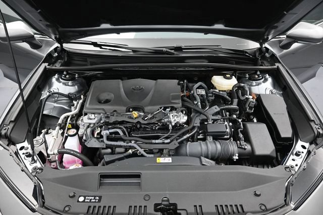Used 2025 Toyota Camry XLE AWD/4WD image 36