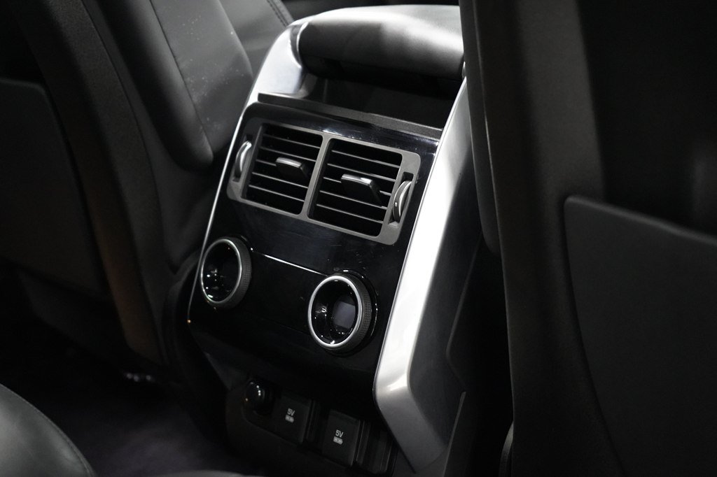 Used 2019 Land Rover Range Rover Sport Supercharged AWD/4WD image 36