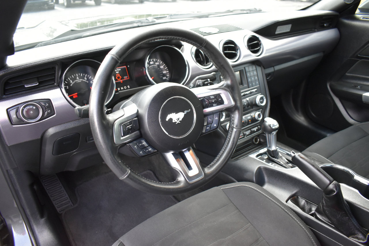 Used 2017 Ford Mustang GT image 10