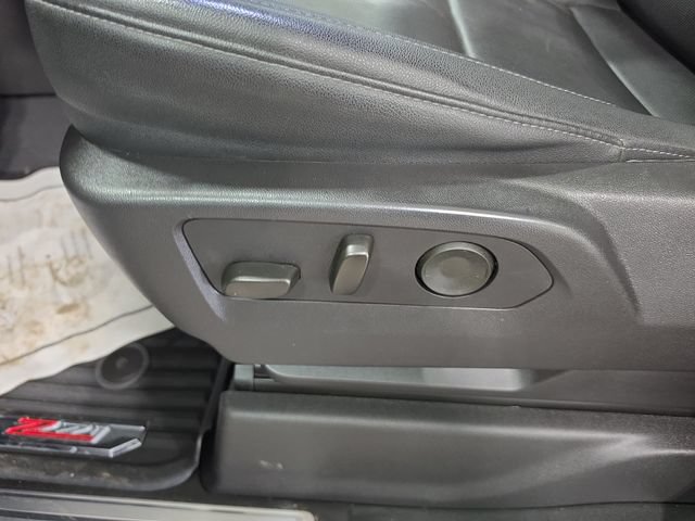 Used 2024 Chevrolet Silverado 1500 LTZ AWD/4WD image 22