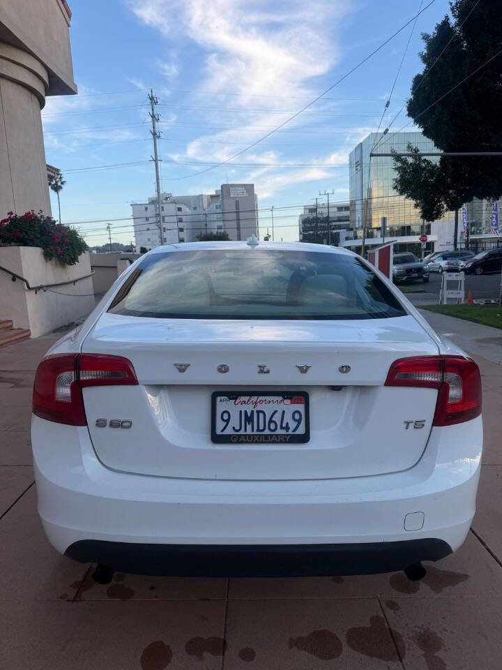 Used 2012 Volvo S60 T5 image 8