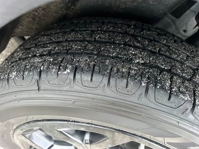 Used 2025 Jeep Compass Sport image 50