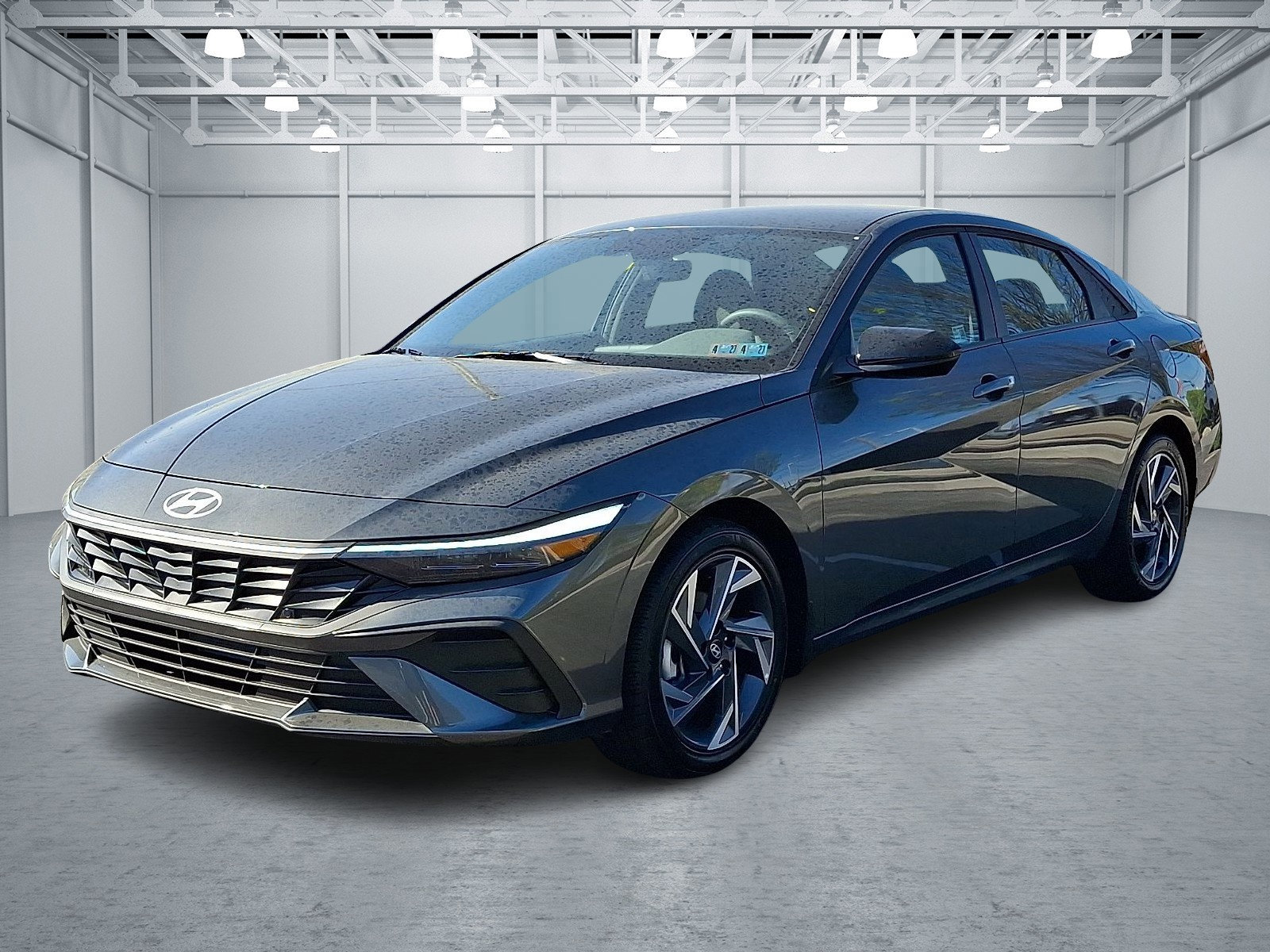 Certified 2025 Hyundai Elantra Sport FWD image 3