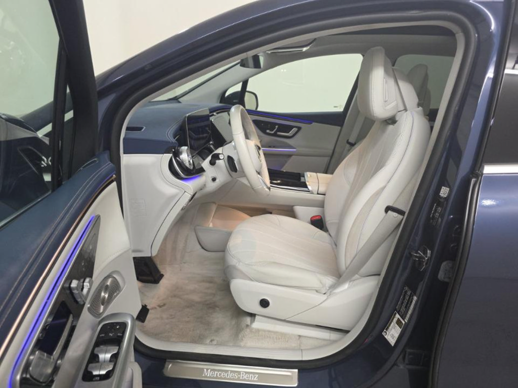 Used 2024 Mercedes-Benz EQE 350+ SUV image 4