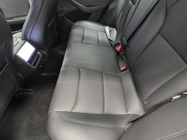 Used 2024 Tesla Model 3 Long Range RWD image 11