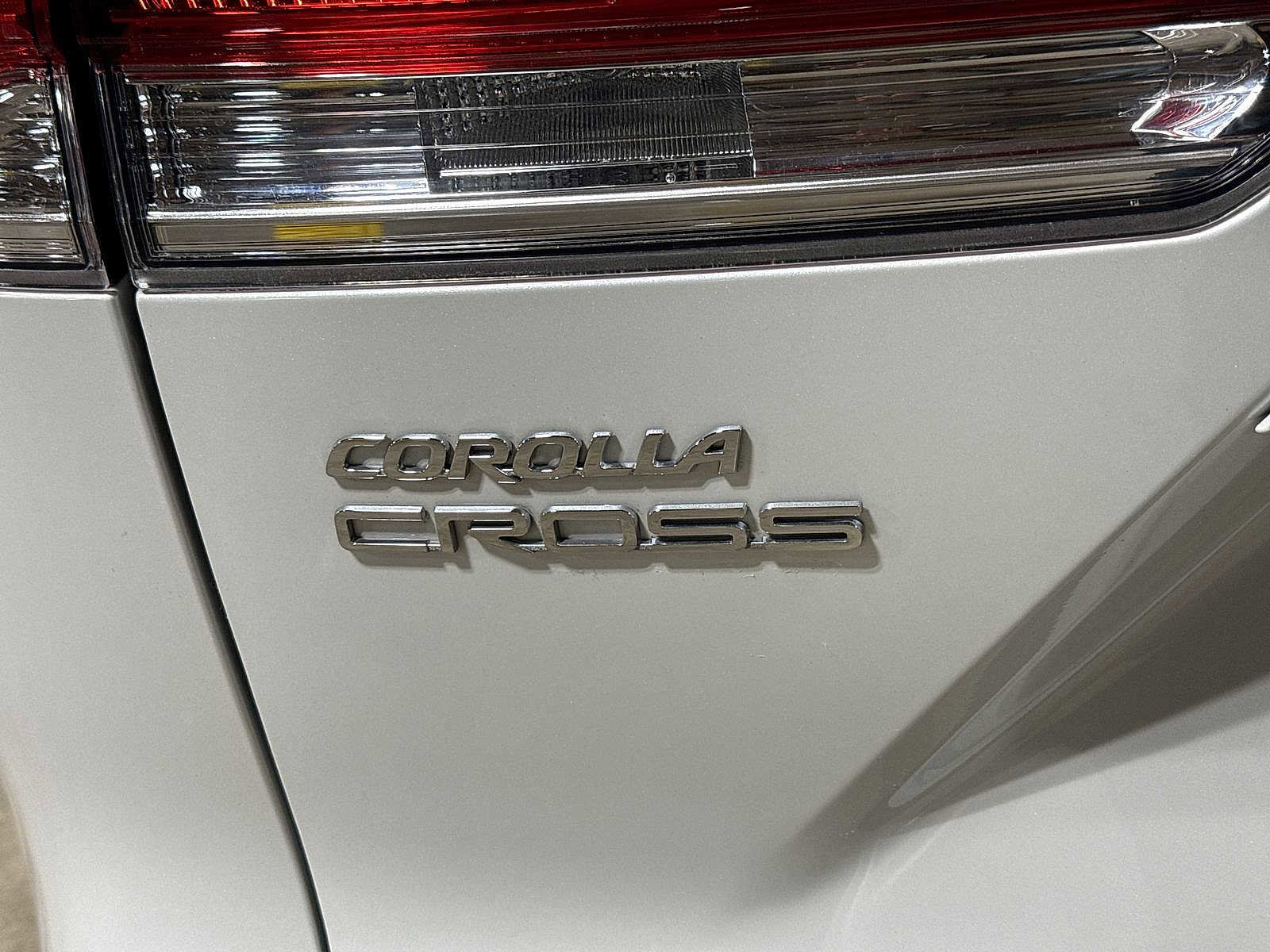 Certified 2023 Toyota Corolla Cross LE w/ Moonroof Package AWD/4WD image 24