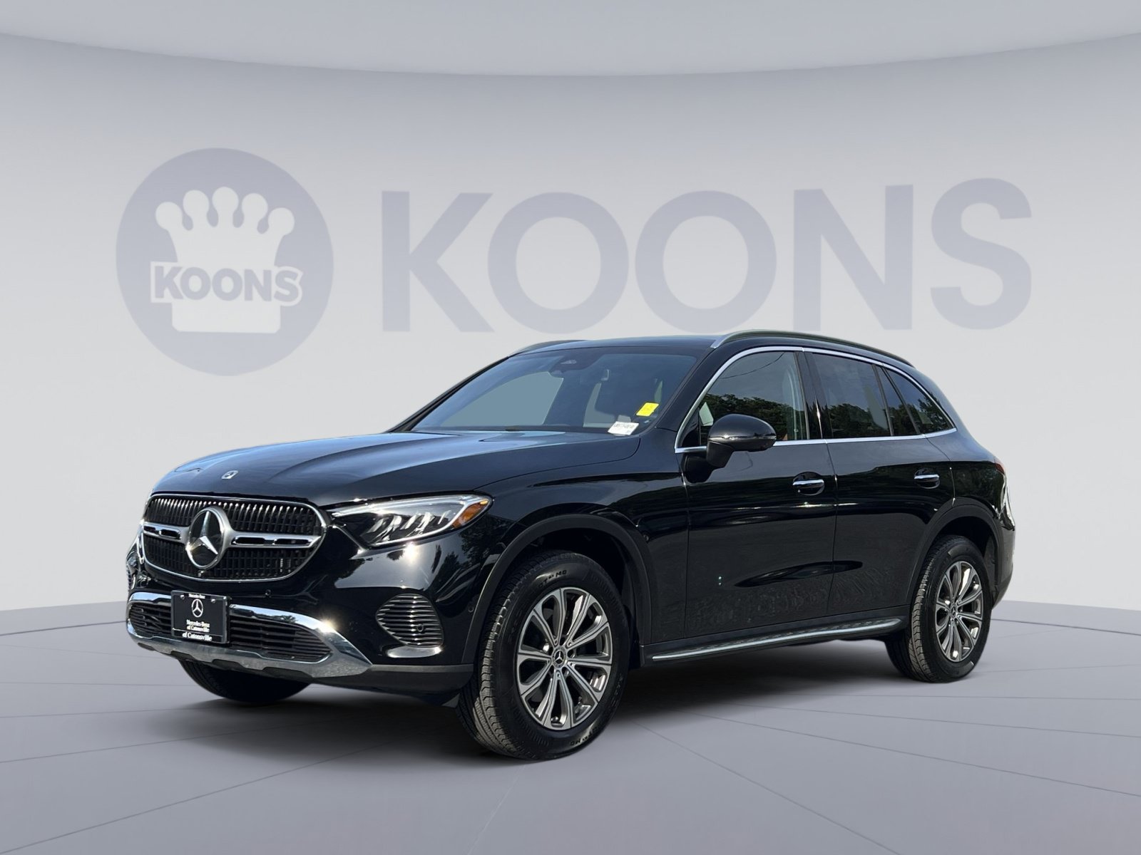 Certified 2026 Mercedes-Benz GLC 300 4MATIC image 1