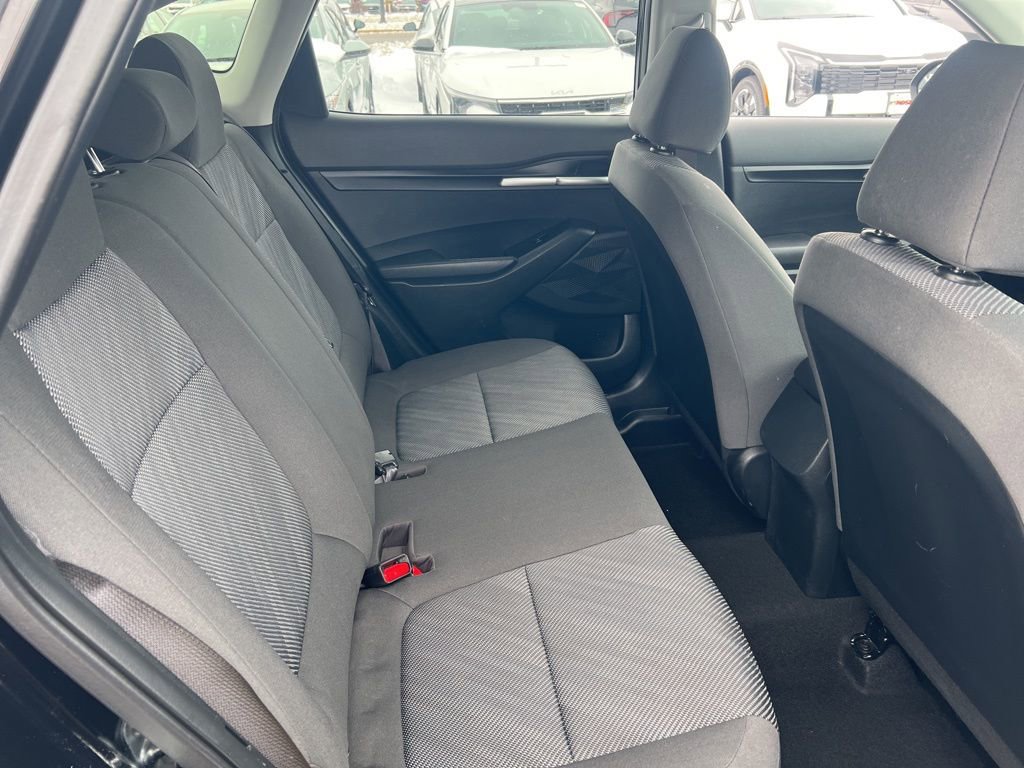 Certified 2022 Kia Seltos LX image 14
