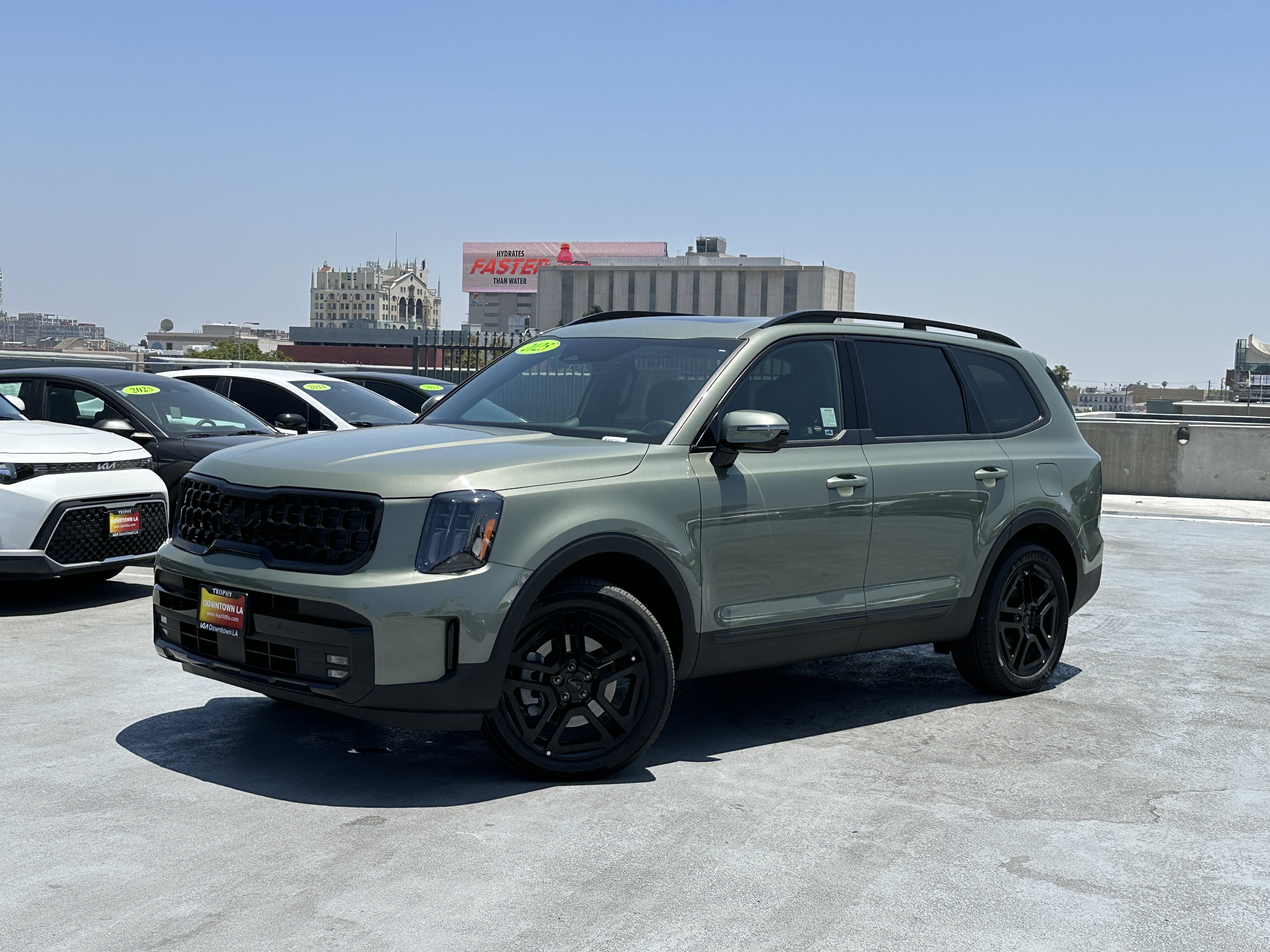 Certified 2025 Kia Telluride SX X-Line AWD/4WD image 2