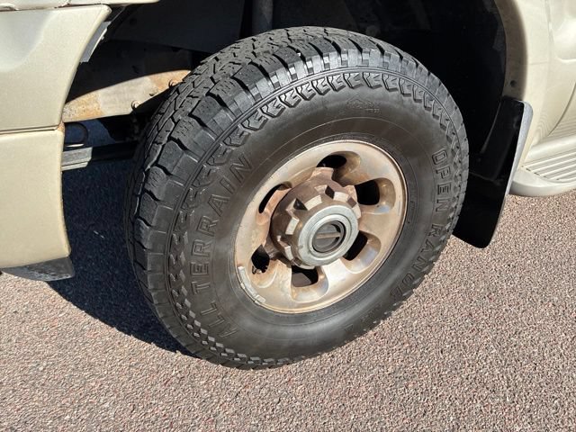 Used 2005 Ford Excursion Limited AWD/4WD image 4