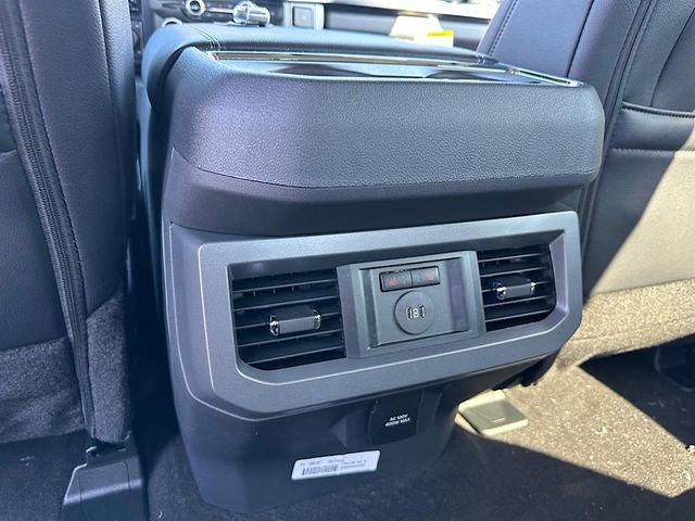 New 2026 Ford F350 Lariat w/ Black Appearance Package image 20
