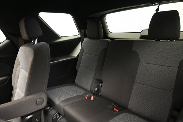 Used 2023 Chevrolet Traverse LT FWD image 21