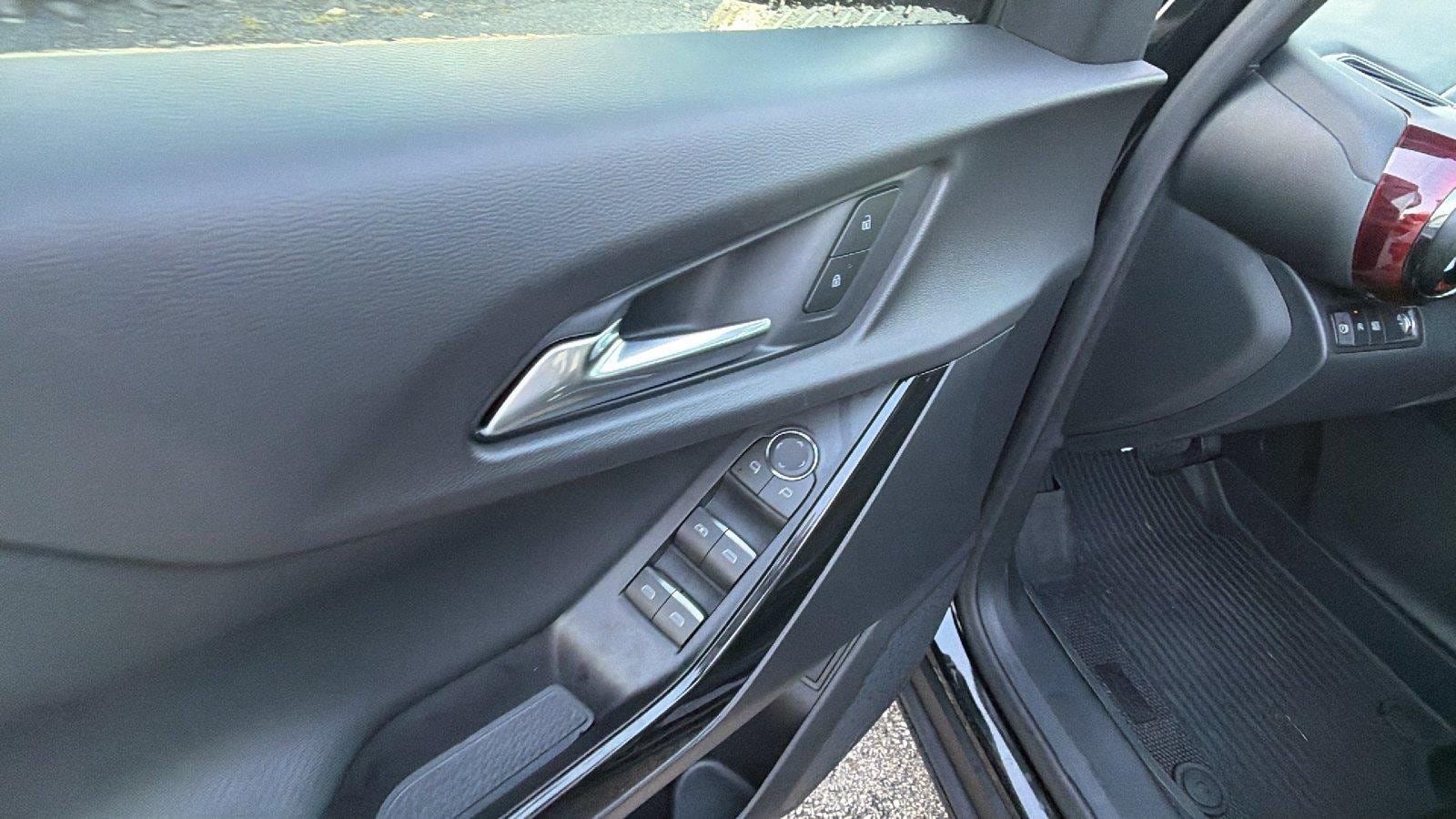 New 2027 Chevrolet Equinox RS FWD image 16