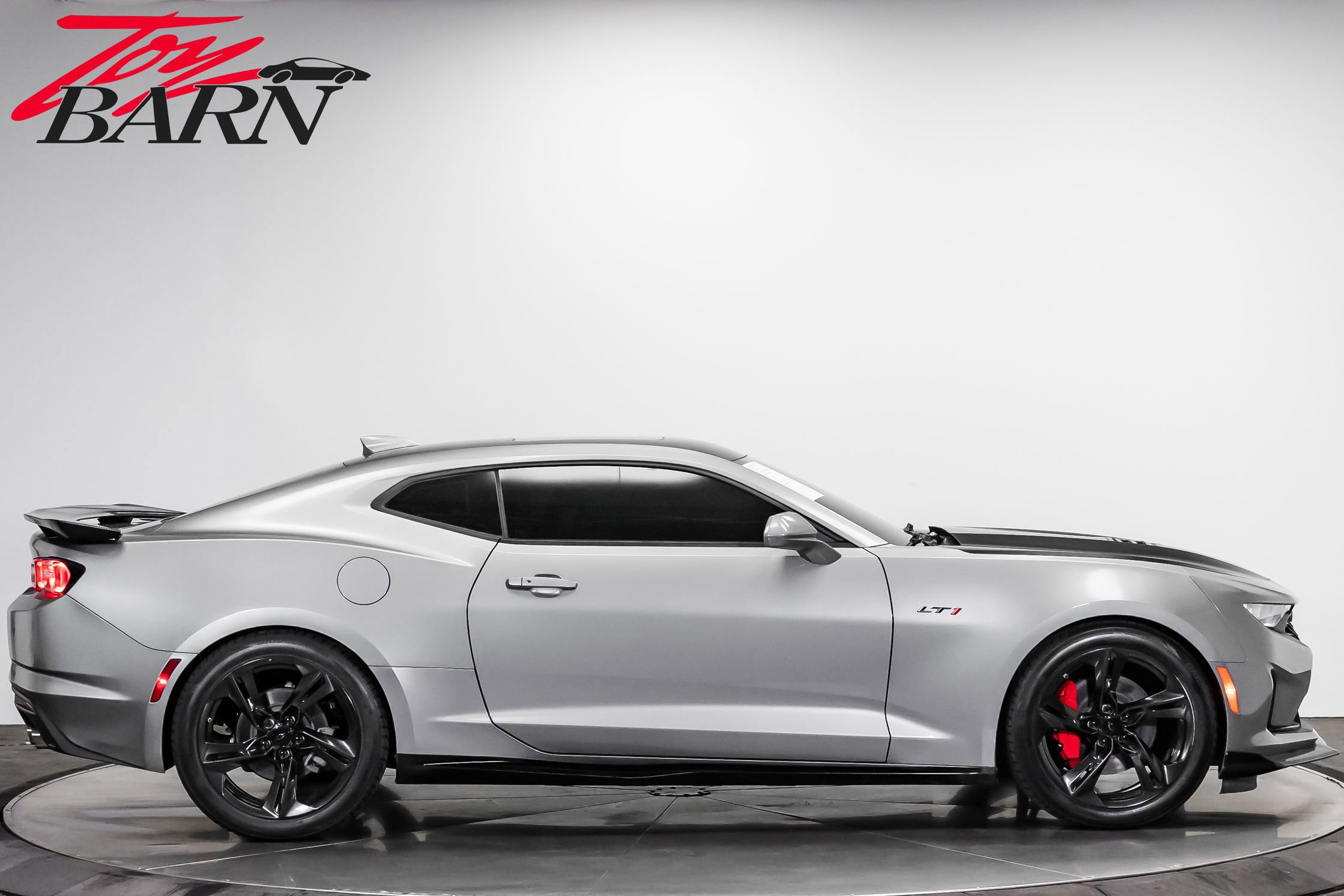 Used 2023 Chevrolet Camaro LT w/ RS Package RWD image 6
