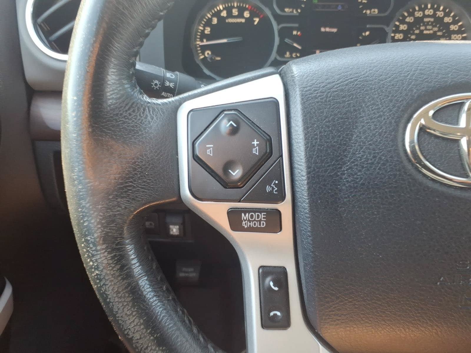 Used 2020 Toyota Tundra Limited RWD image 27