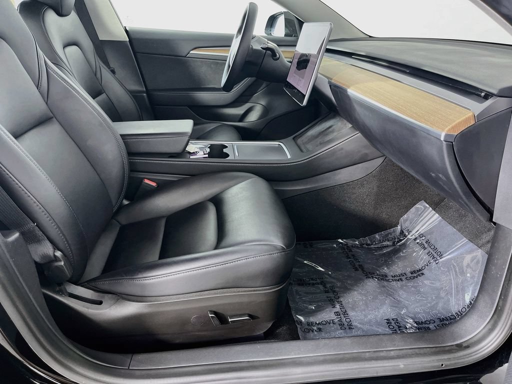 Used 2023 Tesla Model 3 Standard Range RWD image 32